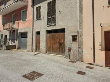 Casa indipendente in vendita a Foligno PG