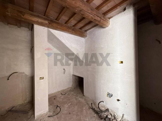 Casa indipendente in vendita a Foligno PG