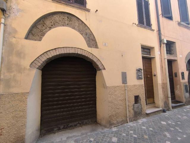Casa indipendente in vendita a Foligno PG