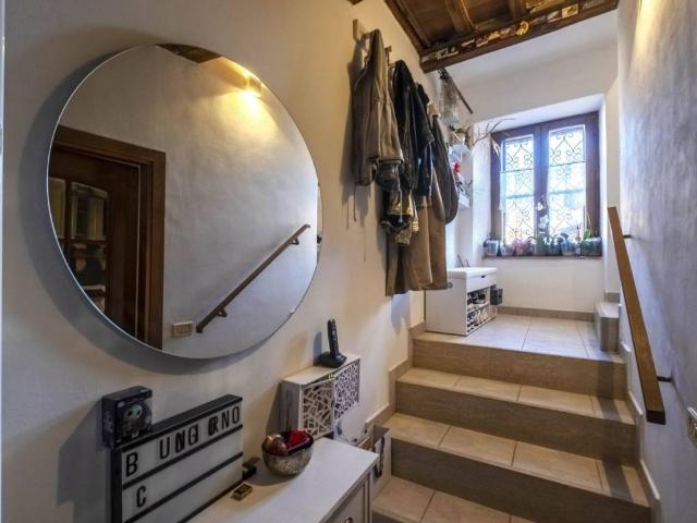 Casa indipendente in vendita a Foligno PG