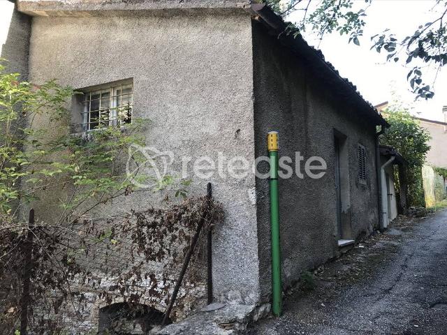 Casa indipendente in vendita a Foligno PG