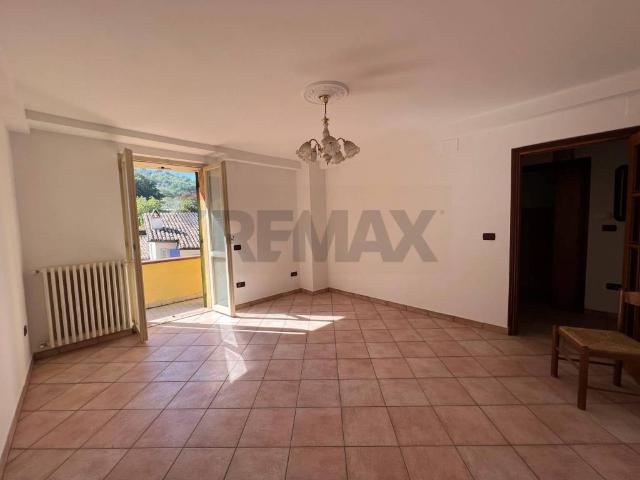 Casa indipendente in vendita a Foligno PG