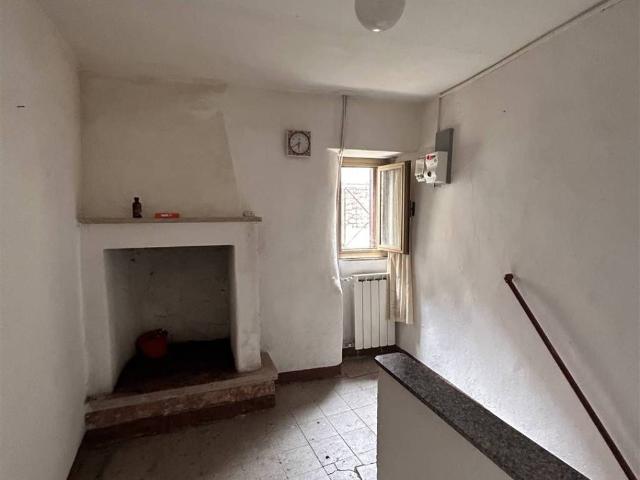 Casa indipendente in vendita a Follo SP
