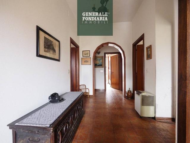 Casa indipendente in vendita a Follo SP