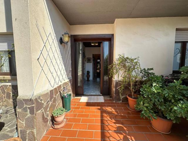 Casa indipendente in vendita a Follonica GR