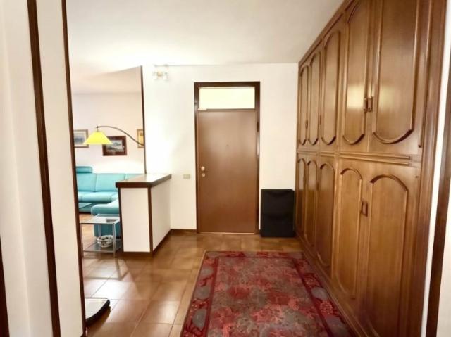 Casa indipendente in vendita a Follonica via monte cristallo 5