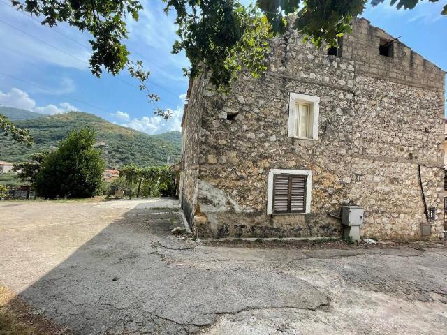 Casa indipendente in vendita a Fondi LT