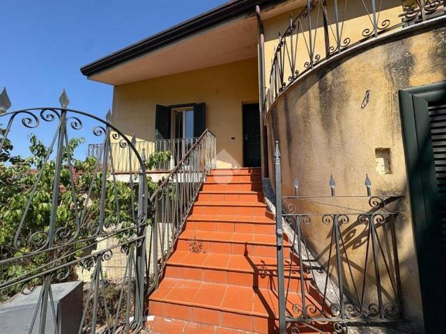 Casa indipendente in vendita a Fontana Liri FR