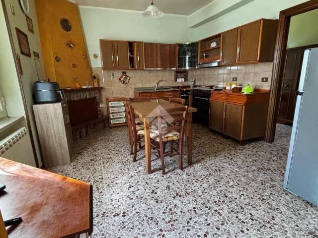 Casa indipendente in vendita a Fontana Liri FR