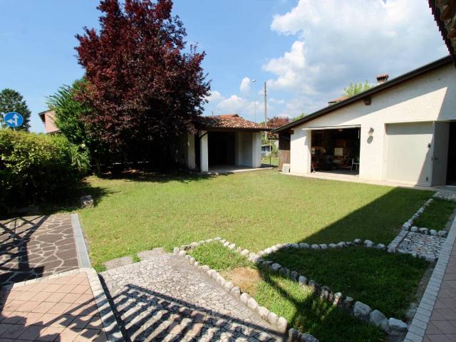 Villa in vendita a Fontanafredda PN