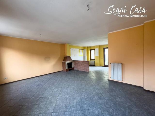 Casa indipendente in vendita a Fontaneto d'Agogna NO
