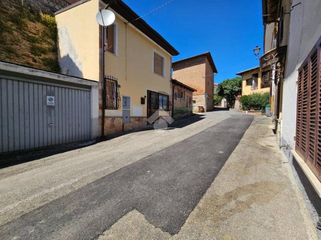 Casa indipendente in vendita a Fontanile AT