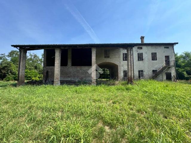 Casa indipendente in vendita a Fontevivo PR