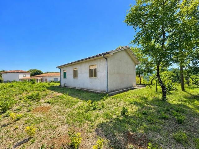 Casa indipendente in vendita a Fontechiari FR
