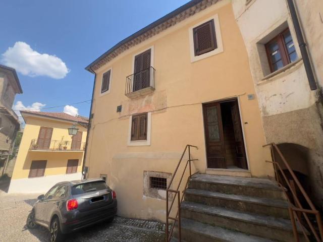Casa indipendente in vendita a Fontechiari FR