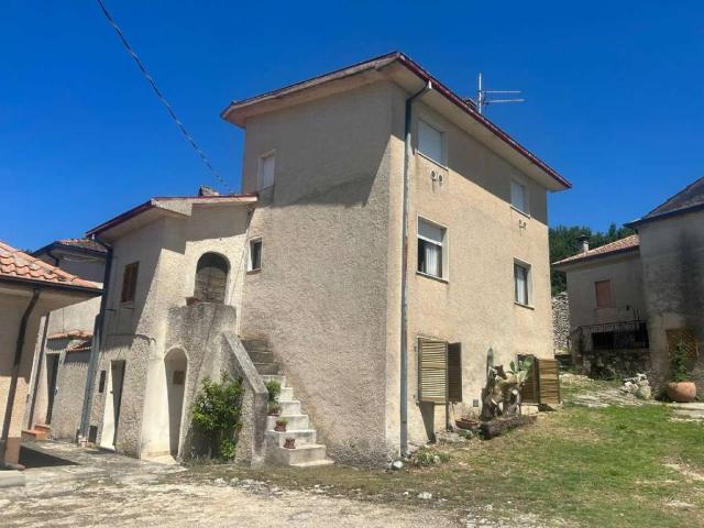 Casa indipendente in vendita a Fontechiari FR