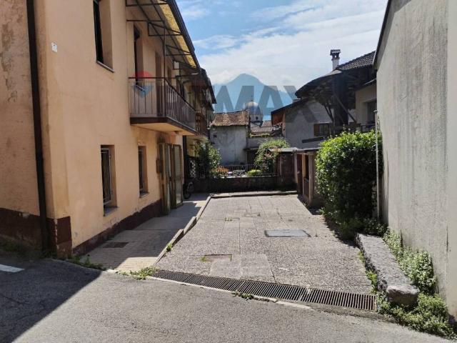 Casa indipendente in vendita a Fonzaso BL