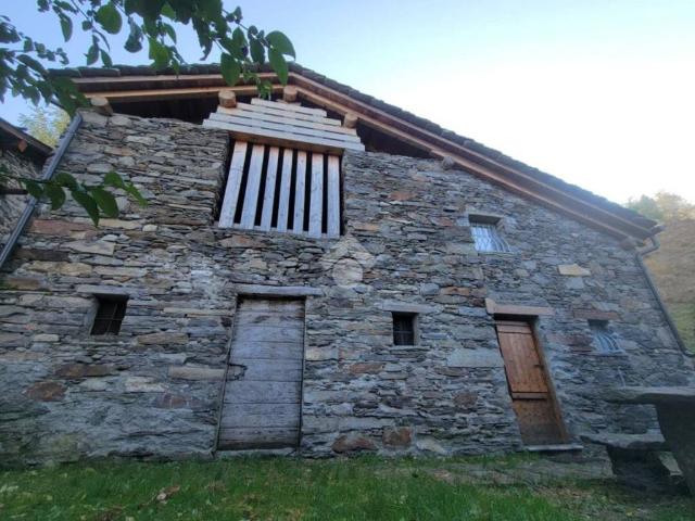 Casa indipendente in vendita a Forcola SO