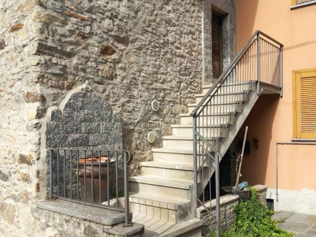 Casa indipendente in vendita a Forcola SO