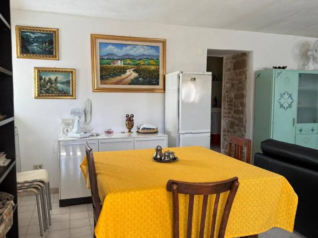 Casa indipendente in vendita a Force AP