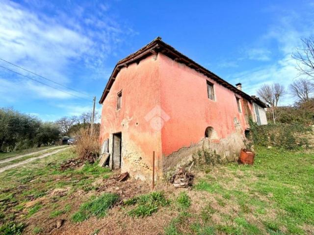 Casa indipendente in vendita a Forano RI