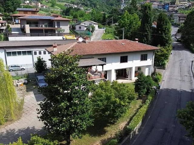 Casa indipendente in vendita a Foresto Sparso BG