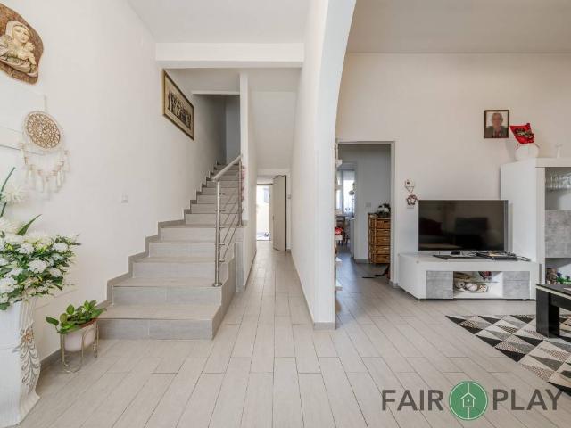 Casa indipendente in vendita a Forlì FC