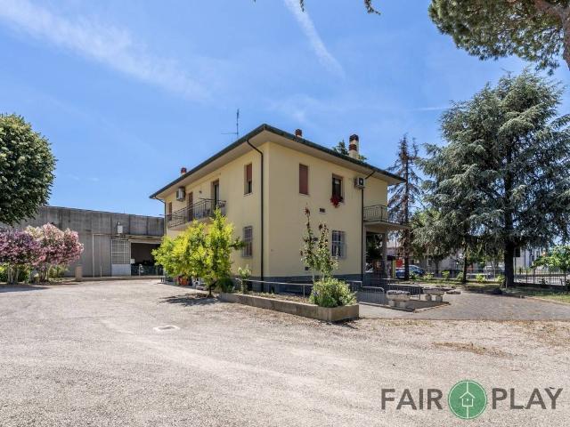 Casa indipendente in vendita a Forlì FC