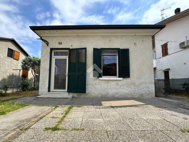 Casa indipendente in vendita a Forlì FC