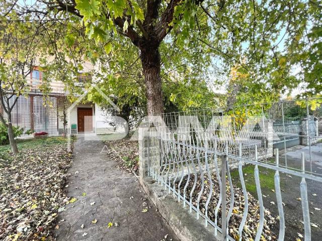 Casa indipendente in vendita a Forlì FC