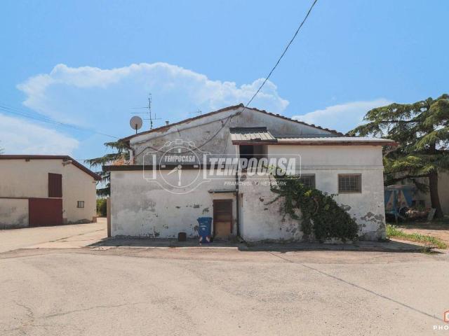 Casa indipendente in vendita a Forlì FC