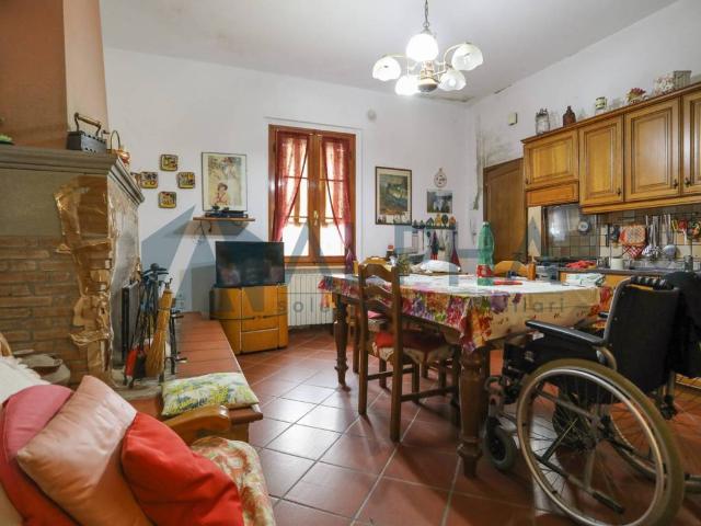 Casa indipendente in vendita a Forlì FC