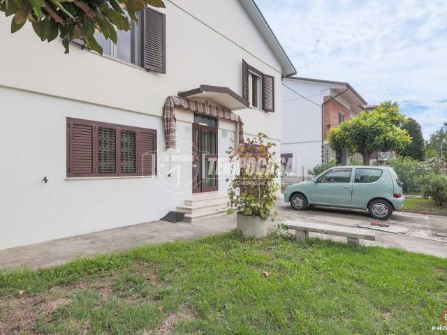 Villa bifamiliare in vendita a Forlì via Giovanni Battarra, 10, Coriano