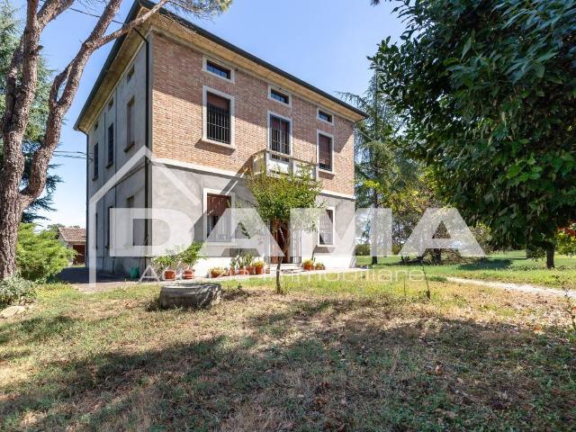 Casa indipendente in vendita a Forlì, Villanova
