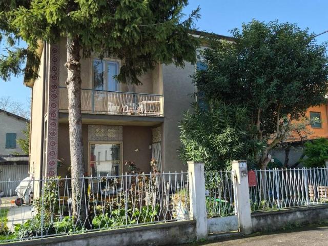 Casa indipendente in vendita a Forlimpopoli FC