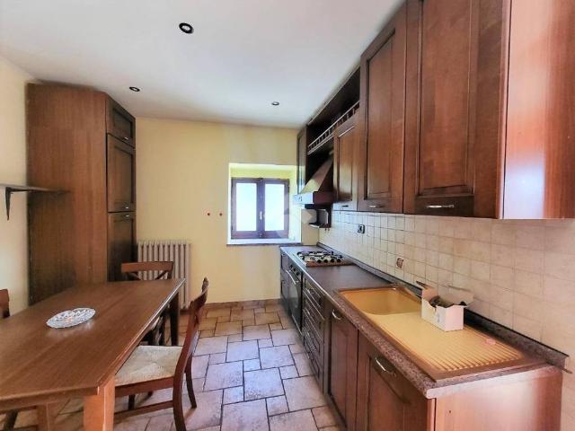 Casa indipendente in vendita a Forno Canavese TO