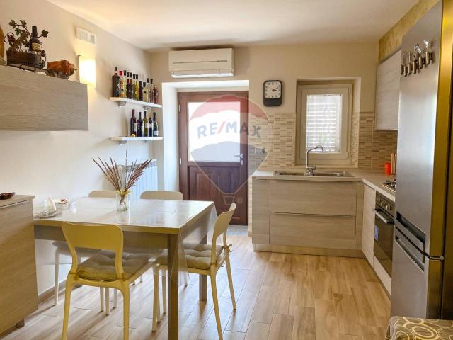 Casa indipendente in vendita a Fornelli
