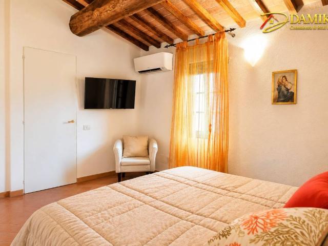Casa indipendente in vendita a Forte dei Marmi LU