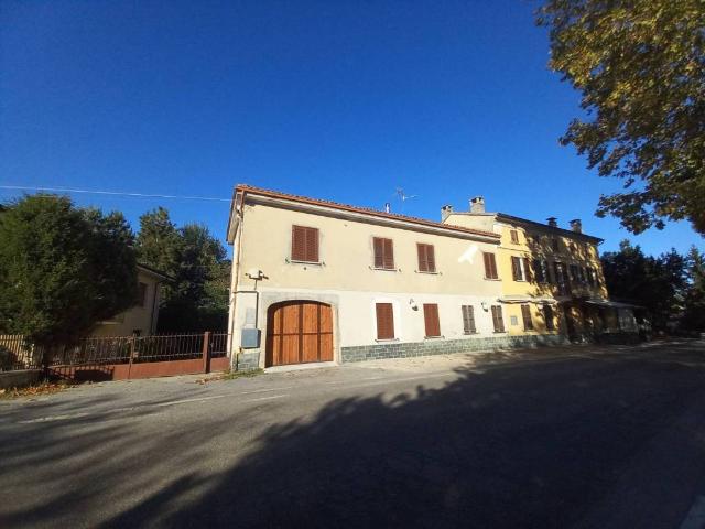 Casa indipendente in vendita a Fortunago PV
