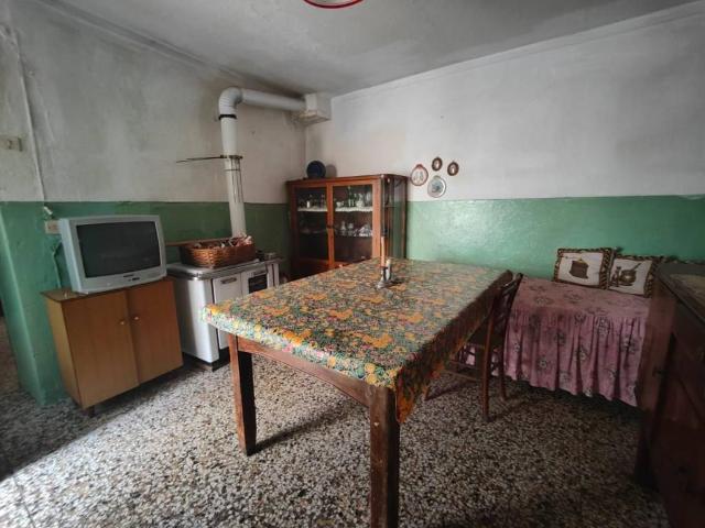 Casa indipendente in vendita a Fosdinovo MS