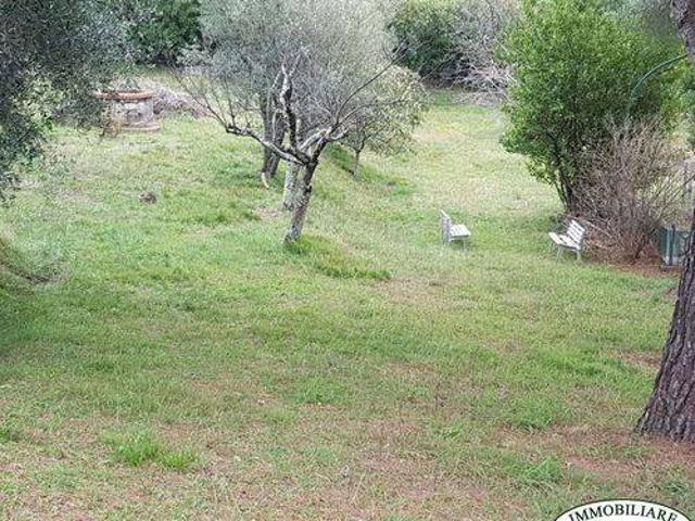 Casa indipendente in vendita a Fosdinovo MS