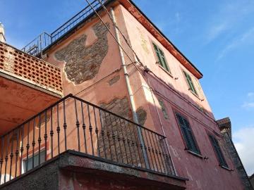 Casa indipendente in vendita a Fosdinovo MS