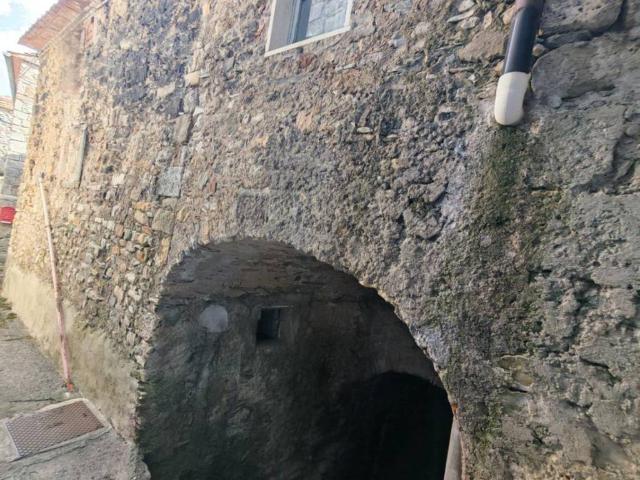 Casa indipendente in vendita a Fosdinovo MS