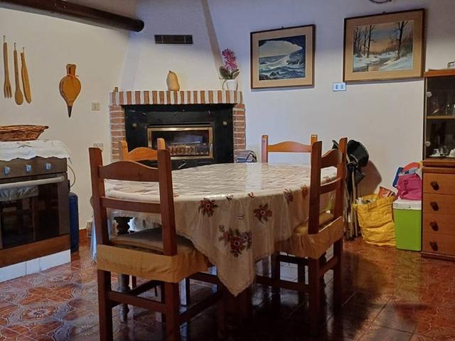 Casa indipendente in vendita a Fosdinovo MS