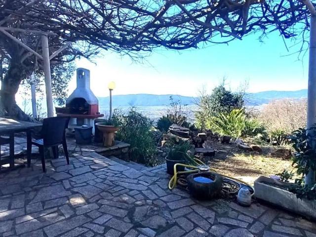 Casa indipendente in vendita a Fosdinovo MS