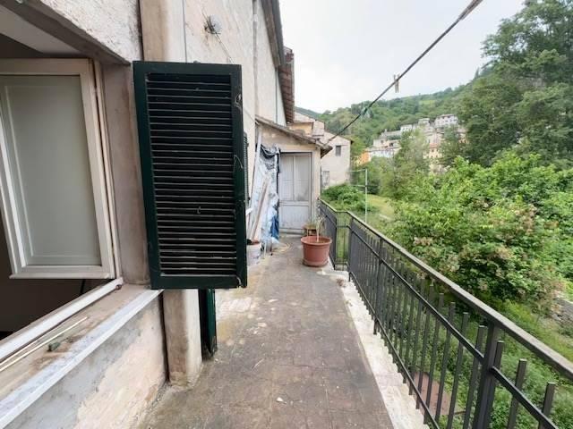 Casa indipendente in vendita a Fossombrone PU