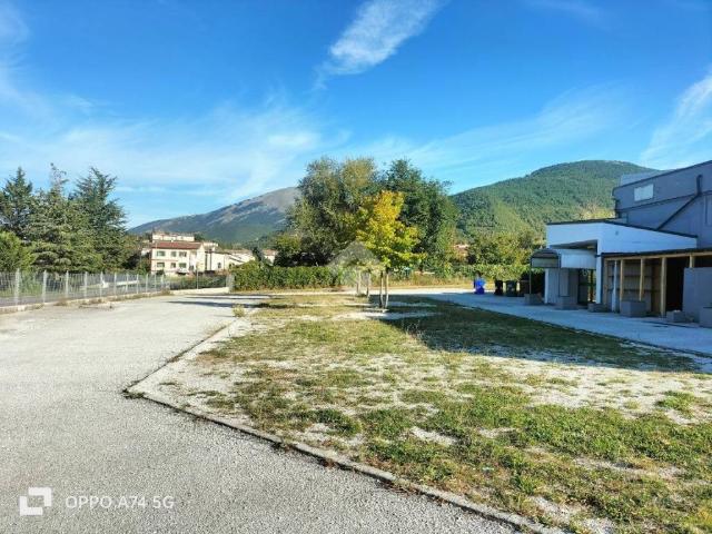 Casa indipendente in vendita a Fossato di Vico PG