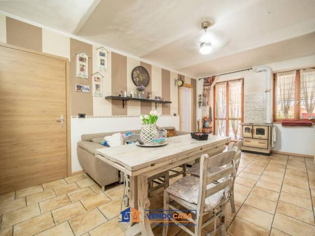 Casa indipendente in vendita a Faule CN