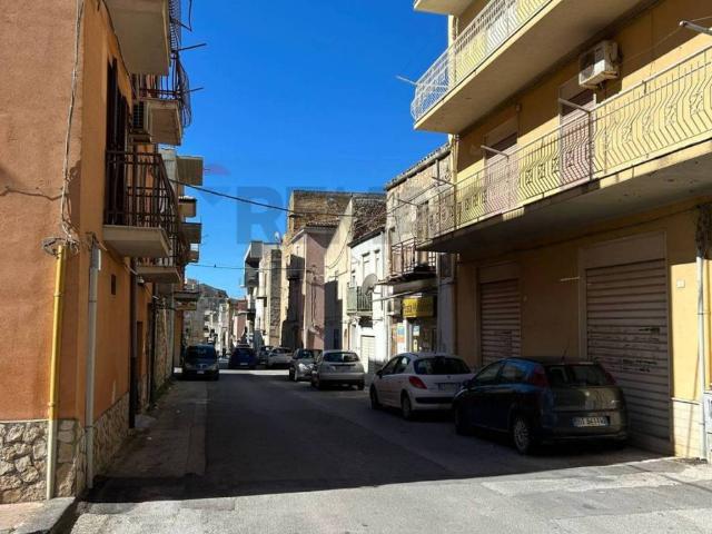 Casa indipendente in vendita a Favara AG