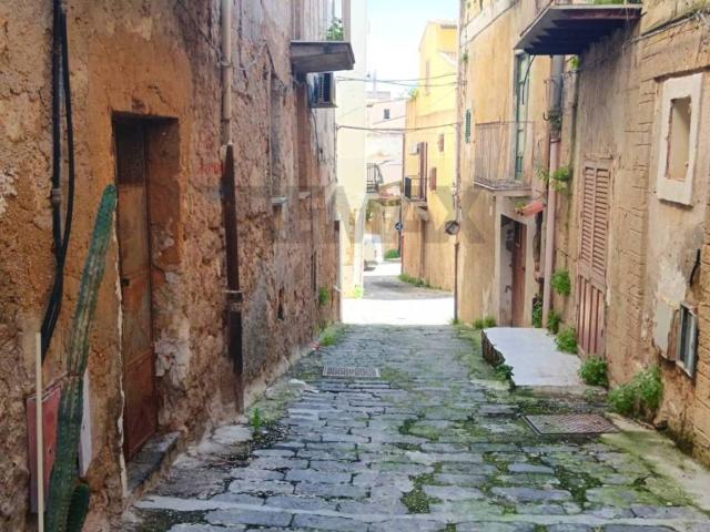 Casa indipendente in vendita a Favara AG